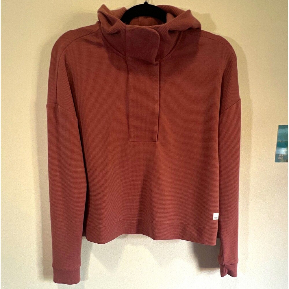 Vuori Women's Pullover Hoodie Solid Pink Logo Long Sleeve XS VW263